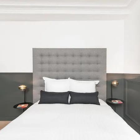 Livinparis - Luxury 3 Bedrooms Le Louvre Ii * Párizs