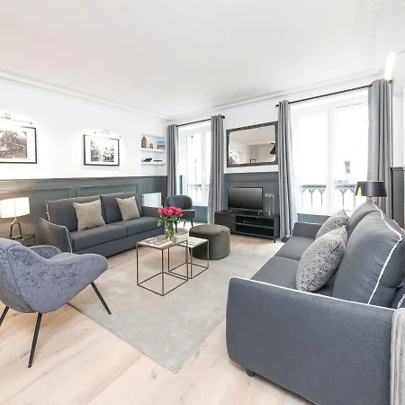 Livinparis - Luxury 3 Bedrooms Le Louvre Ii * Párizs