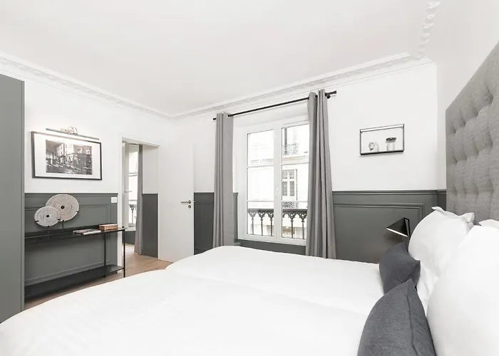 Livinparis - Luxury Ac 3 Bedrooms Le Louvre Iii * Paris